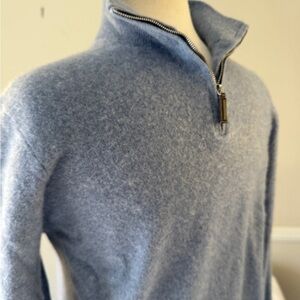 Tahari  Fuzzy and Cozy 1/4 Zip-Up Men’s Pullover, Blue, XL.